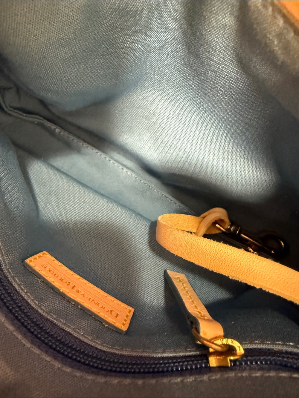 Vintage Dooney & Bourke Cream/Yellow Multi-Heart Shoulder Bag - Picture 3 of 7